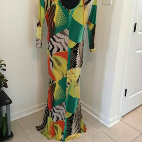 3x dress (chic and cruvy) - Picture 3 of 4